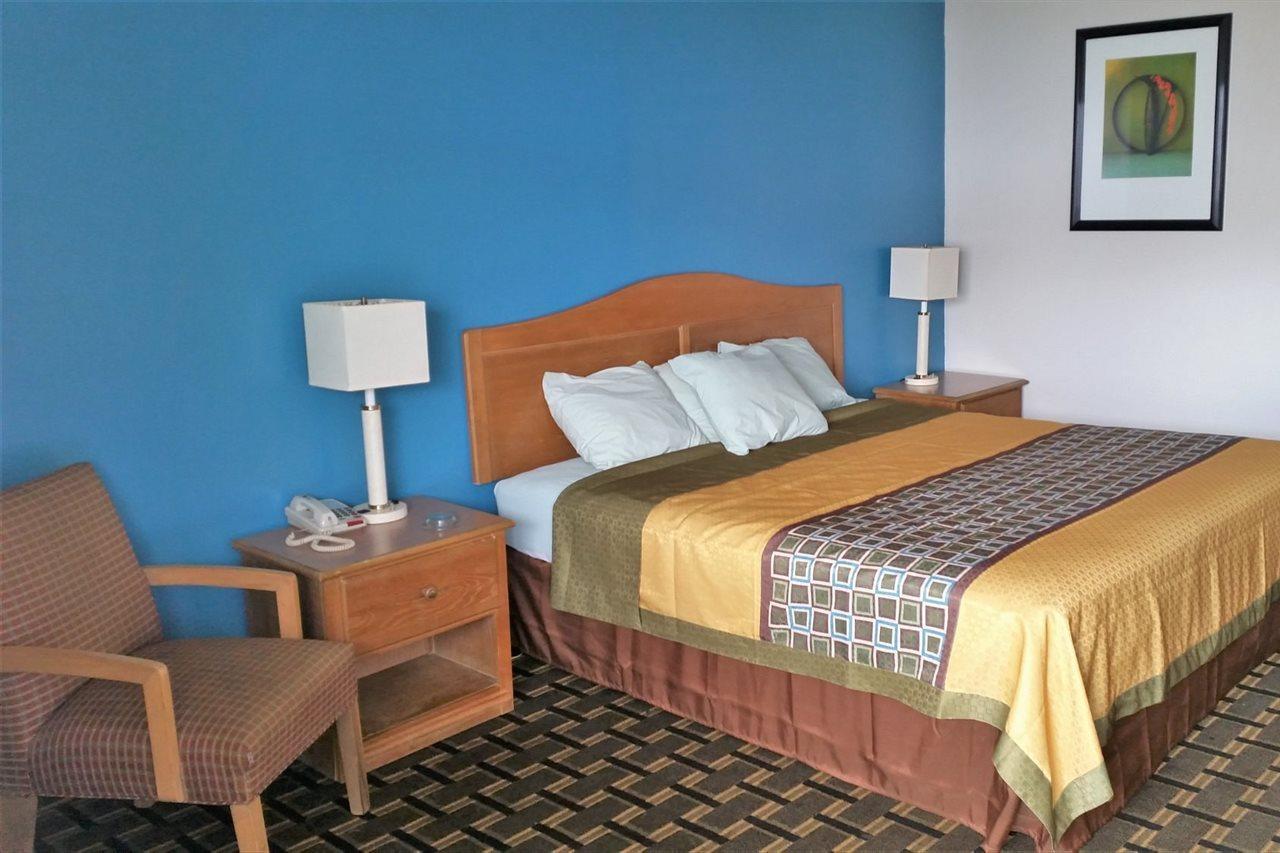 Americas Best Value Inn Elizabethtown Extérieur photo