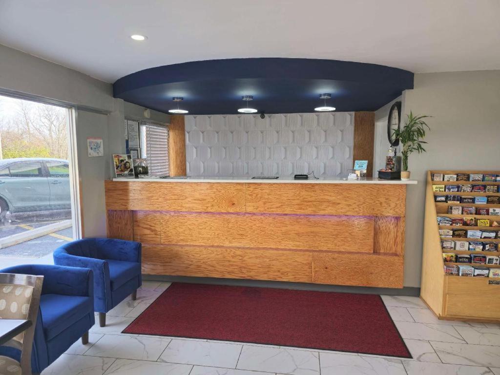 Americas Best Value Inn Elizabethtown Extérieur photo